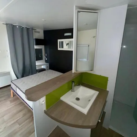 Mobilhome Moderne Avec Grande Terrasse, Pergola, Camping *