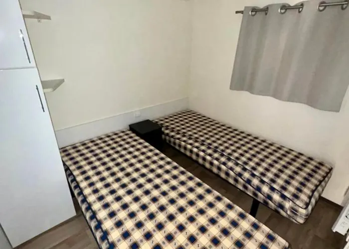 Mobilhome Moderne Avec Grande Terrasse, Pergola, Hudimesnil